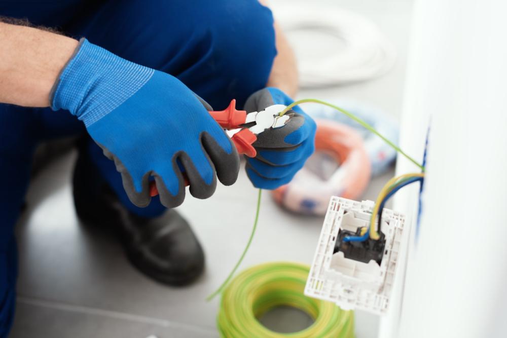 Dépannage de système électrique à Hendaye